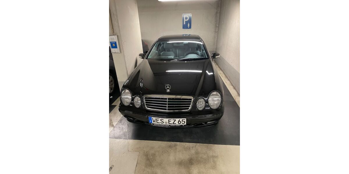 Mercedes-Benz CLK 200 135.000 km 9.800 &euro; Hünxe 46569