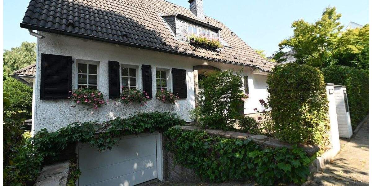Einfamilienhaus Essen Werden - 6 Zimmer, 242 m&sup2;, 1.350.000&euro; | Angebot:25663253