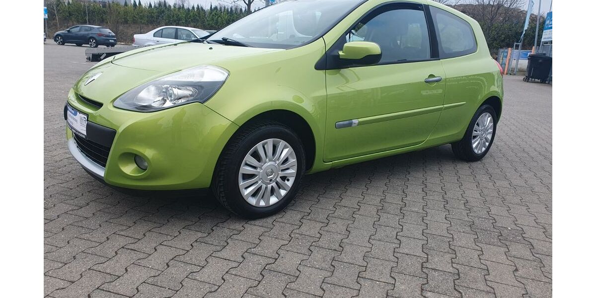 Renault Clio 112.015 km 4.499 &euro; Essen 45326