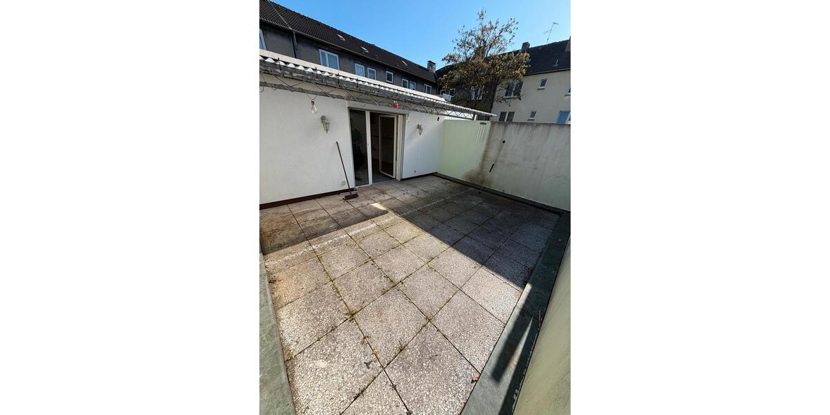 Etagenwohnung Gelsenkirchen Gelsenkirchen-Mitte - 4 Zimmer, 100 m&sup2;, 1.180&euro; | Angebot:26626170