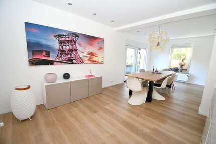 Haus Gelsenkirchen-Buer Buer - 6 Zimmer, 231 m&sup2;, 525.000&euro; | Angebot:25792943