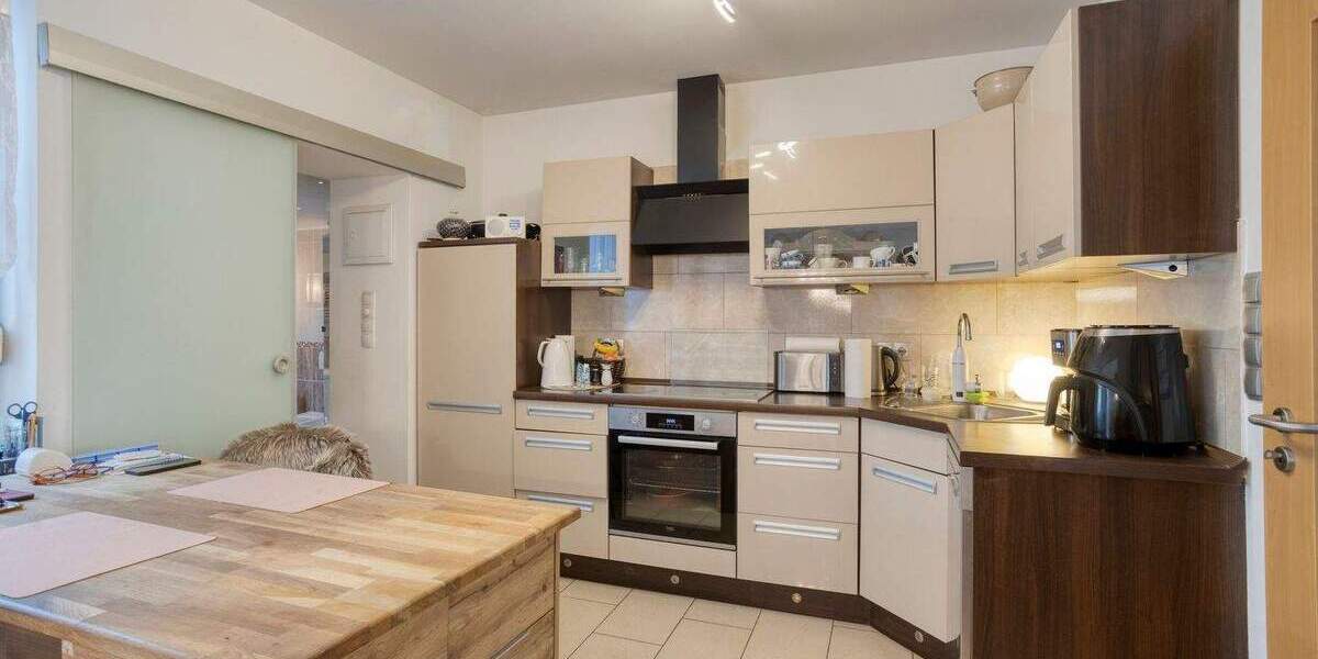 Mehrfamilienhaus, Wohnhaus Oberhausen Buschhausen - 7 Zimmer, 217 m&sup2;, 330.000&euro; | Angebot:25799175