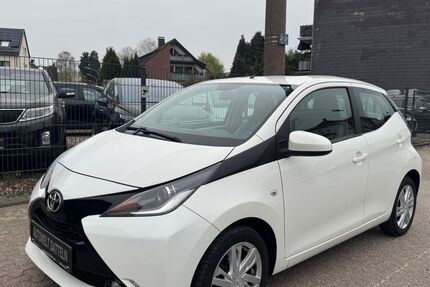Toyota Aygo (X) 122.007 km 6.790 &euro; Datteln 45711