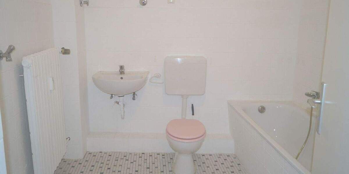 Etagenwohnung Gelsenkirchen Ückendorf - 2 Zimmer, 62 m&sup2;, 400&euro; | Angebot:25679213