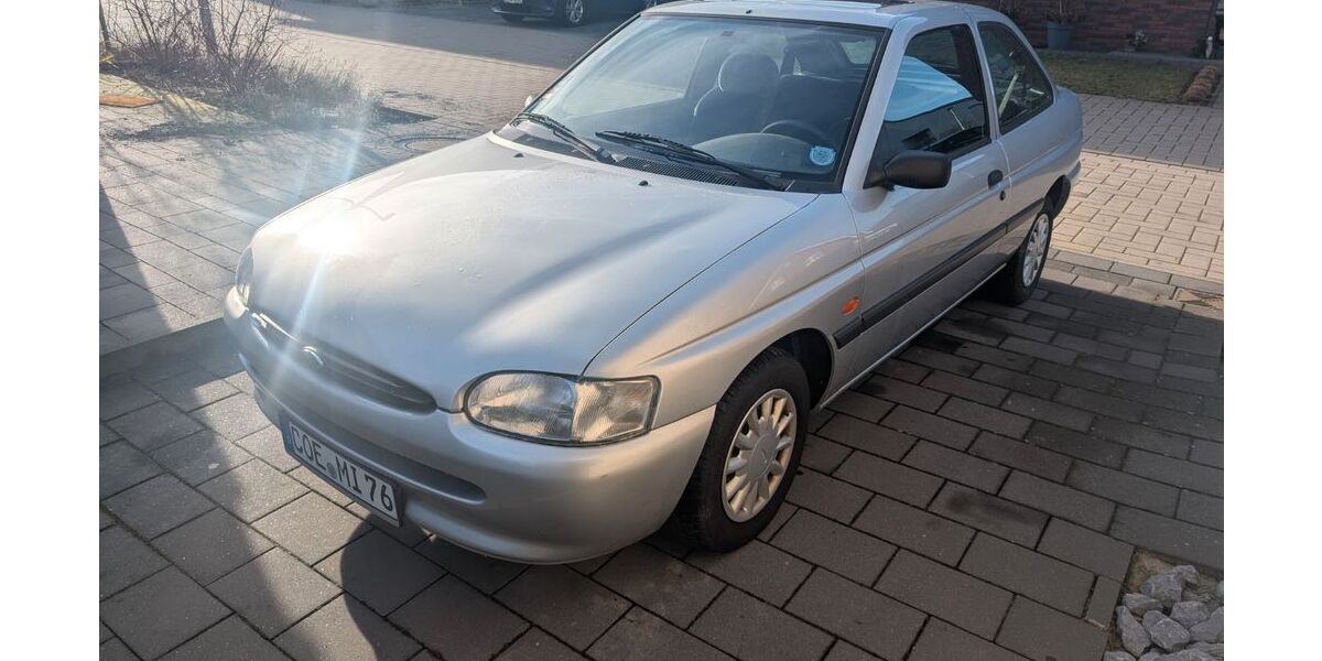Ford Escort 64.600 km 3.200 &euro; Dülmen 48249