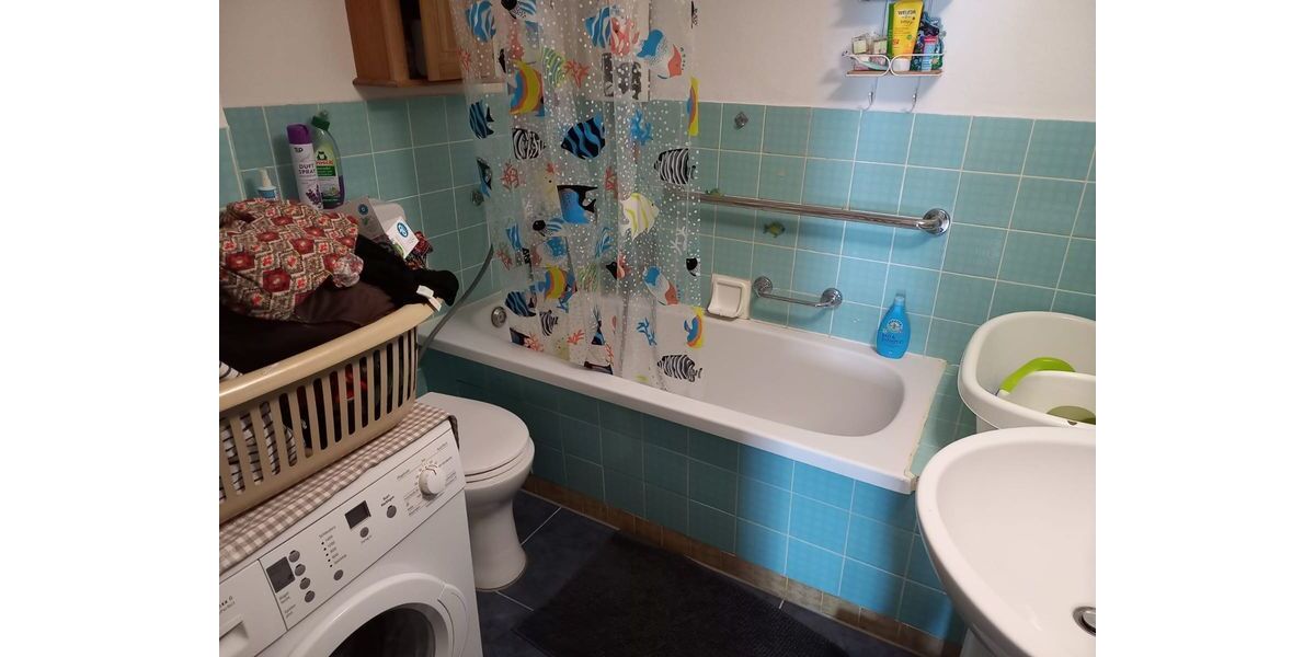 Provisionsfrei* Mehrfamilienhaus mit 4 Garagen in guter Lage - Mehrfamilienhaus, Wohnhaus Essen Stadtbezirk VIII | Angebot:25999211