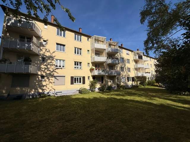 Etagenwohnung Essen Rüttenscheid - 4 Zimmer, 76 m&sup2;, 209.000&euro; | Angebot:25757659