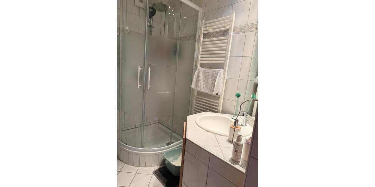 Etagenwohnung Oberhausen Alstaden - 3.5 Zimmer, 64 m&sup2;, 900&euro; | Angebot:26035006