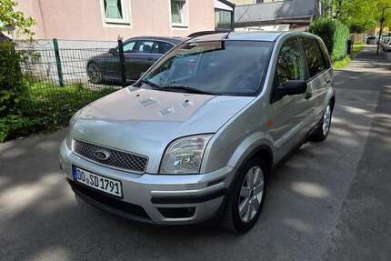 Ford Fusion 67.500 km 3.500 &euro; Dortmund, Stadt 44339