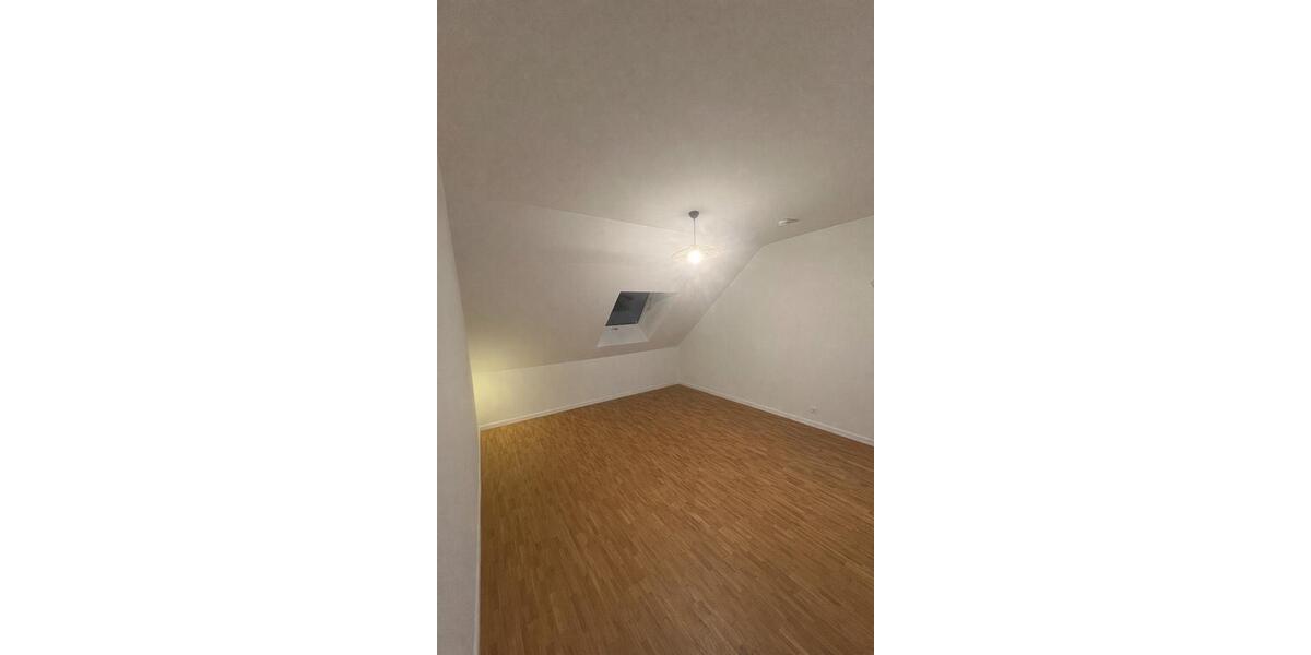 Dachgeschoßwohnung Dortmund Innenstadt West - 1.5 Zimmer, 42 m&sup2;, 865&euro; | Angebot:26475266