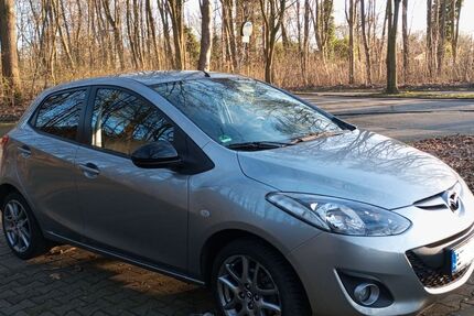 Mazda 2 24.000 km 7.250 &euro; Gelsenkirchen 45891
