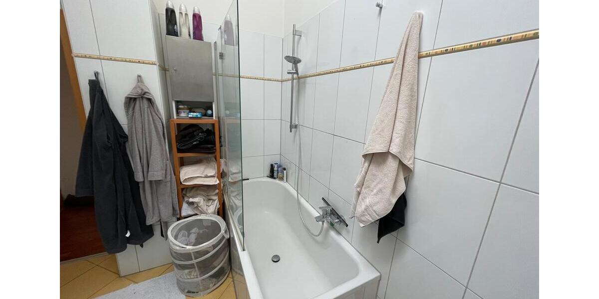 Dachgeschoßwohnung Mülheim an der Ruhr Dümpten - 2 Zimmer, 65 m&sup2;, 510&euro; | Angebot:26013795