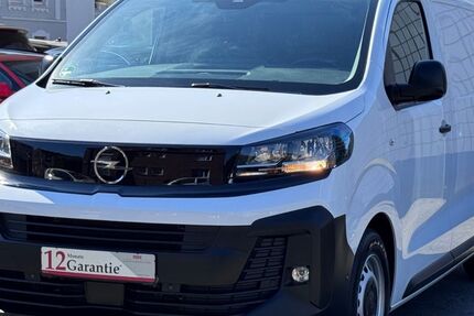 Opel Vivaro 23.944 km 23.650 &euro; Oberhausen 46045