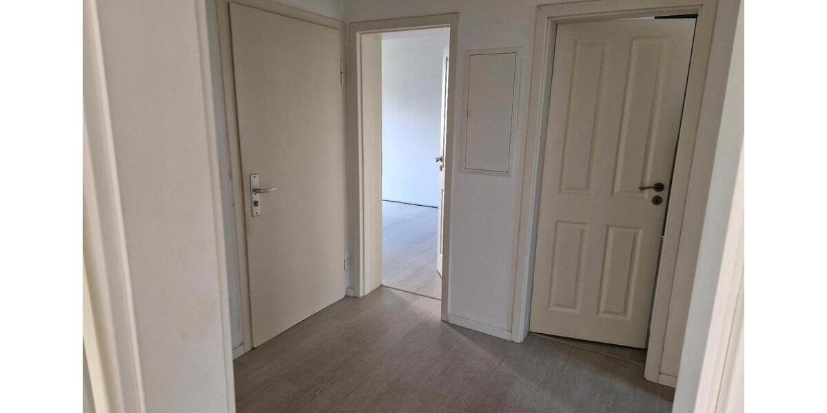 Etagenwohnung Essen Stadtbezirk III - 2 Zimmer, 69 m&sup2;, 930&euro; | Angebot:26028917