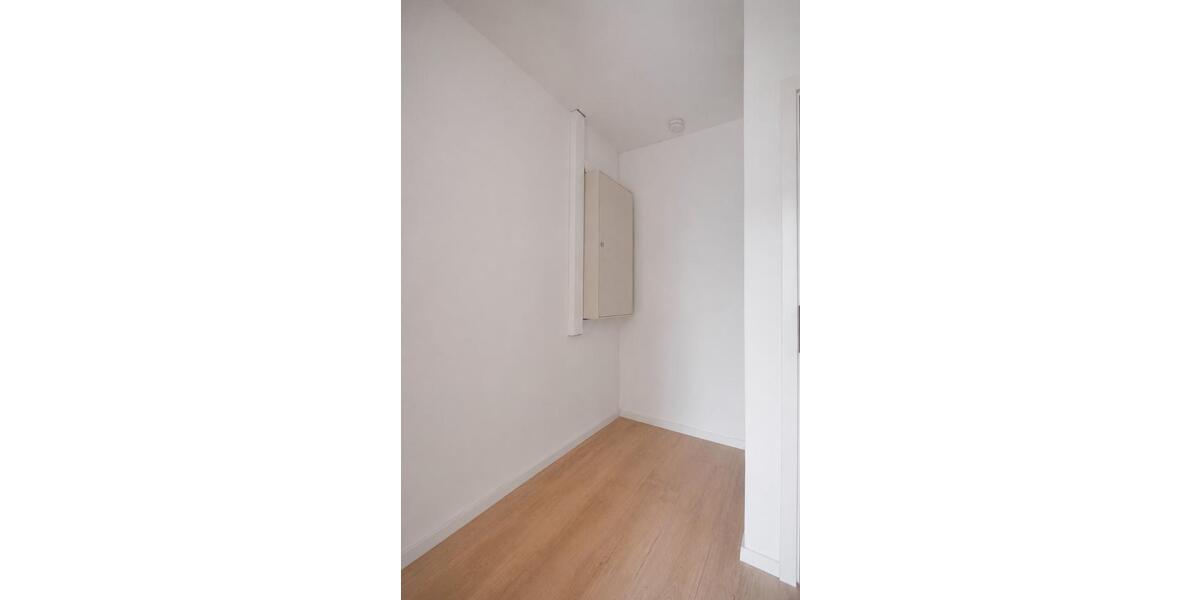 Dachgeschoßwohnung Mülheim an der Ruhr - 3 Zimmer, 92 m&sup2;, 910&euro; | Angebot:26688507
