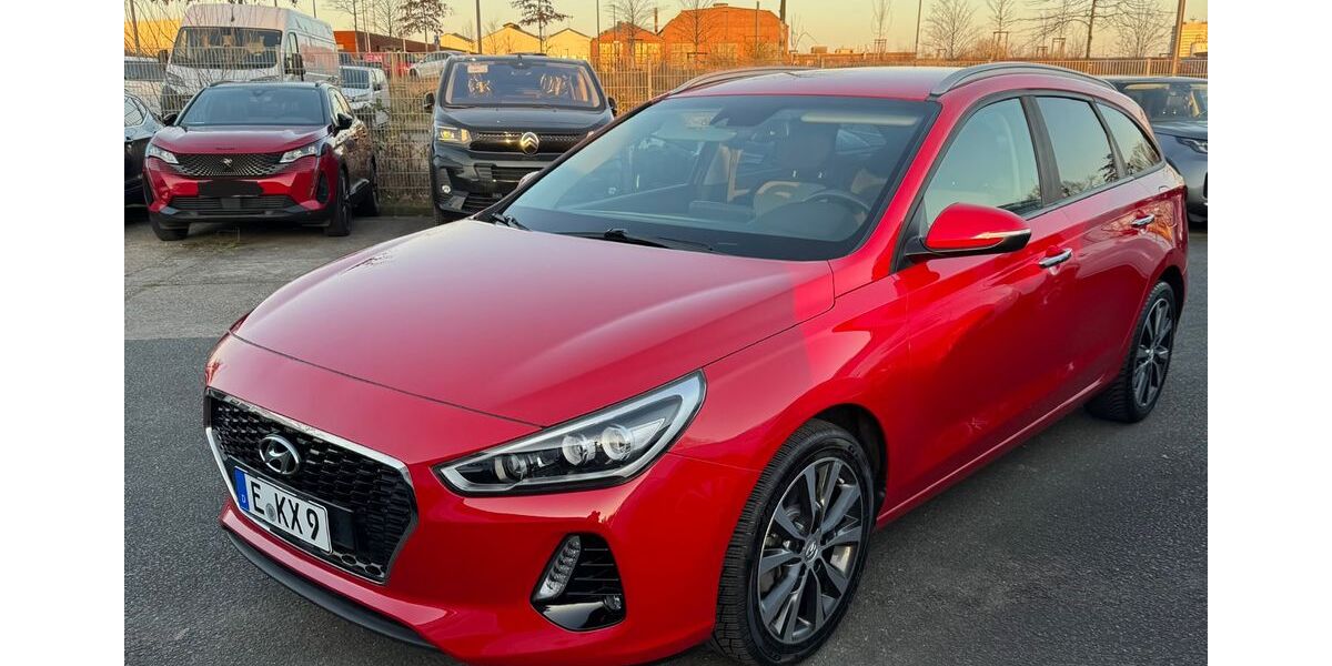 Hyundai i30 53.700 km 11.290 &euro; Essen 45326