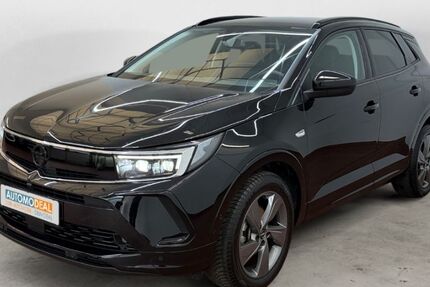 Opel Grandland (X) 25.494 km 22.889 &euro; Dinslaken 46539