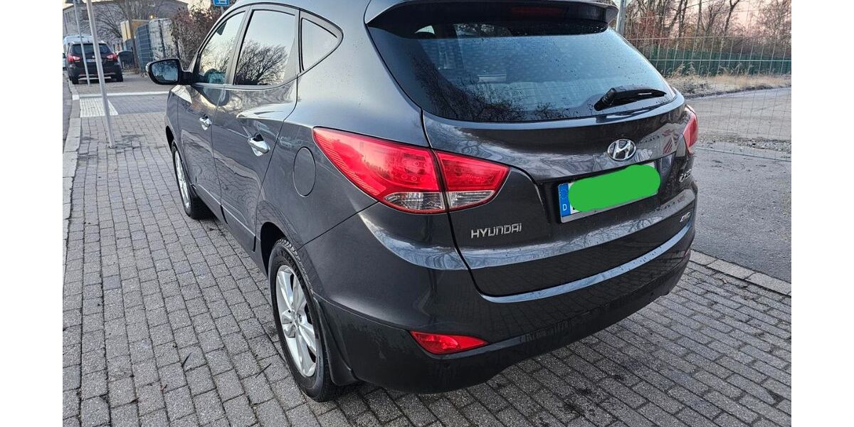 Hyundai ix35 210.000 km 6.500 &euro; Bochum 44799