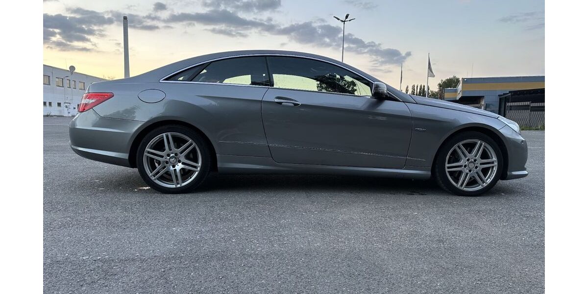 Mercedes-Benz E 250 69.000 km 16.990 &euro; Herne 44623