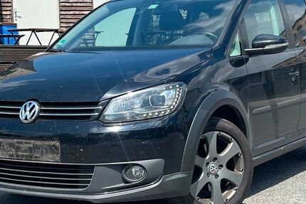 VW Touran 233.169 km 4.850 &euro; Gelsenkirchen 45884