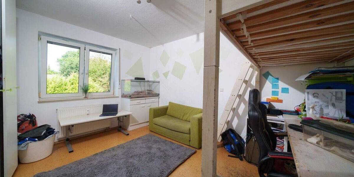Etagenwohnung Bochum Dahlhausen - 8 Zimmer, 220 m&sup2;, 449.000&euro; | Angebot:25721357