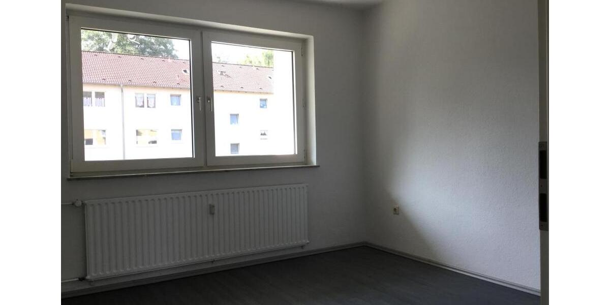 Erdgeschoßwohnung Gelsenkirchen Gelsenkirchen-Nord - 3 Zimmer, 67 m&sup2;, 489&euro; | Angebot:23645224