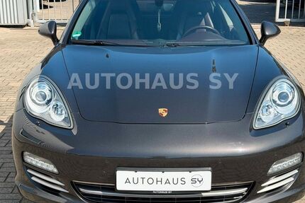Porsche Panamera 225.000 km 22.470 &euro; Castrop-Rauxel 44575