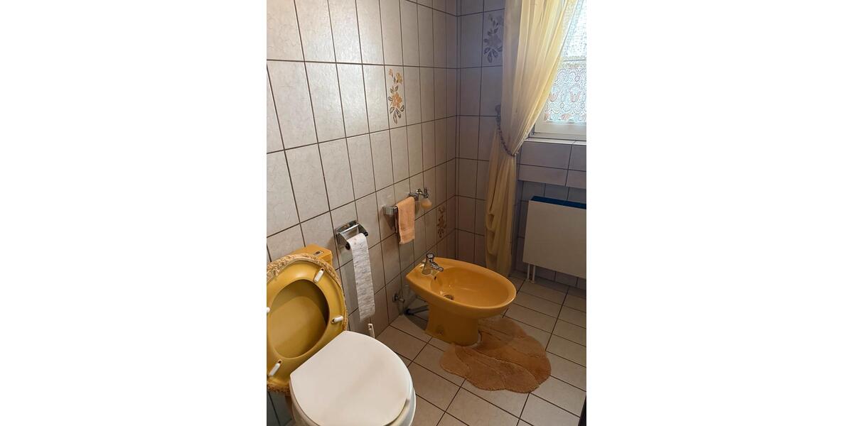 Einfamilienhaus Dinslaken - 7 Zimmer, 126 m&sup2;, 358.000&euro; | Angebot:26649660