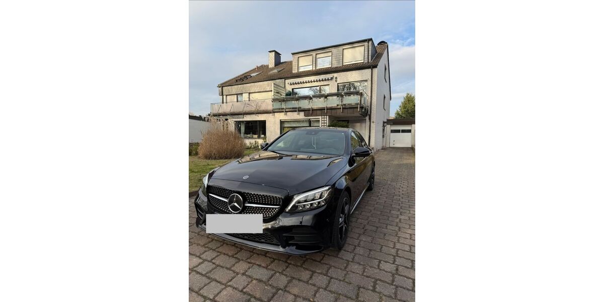 Mercedes-Benz C 180 59.300 km 25.900 &euro; Oberhausen 46147