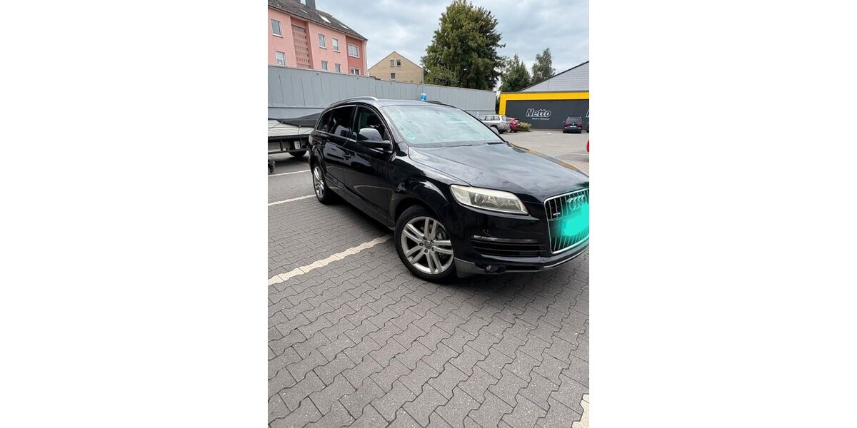 Audi Q7 296.000 km 7.900 &euro; Mülheim an der Ruhr 45473