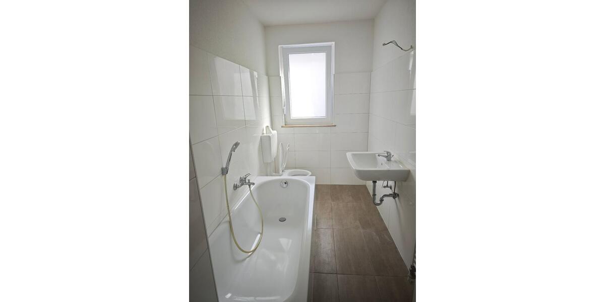 Erdgeschoßwohnung Gelsenkirchen Gelsenkirchen-Mitte - 2.5 Zimmer, 51 m&sup2;, 360&euro; | Angebot:26676680