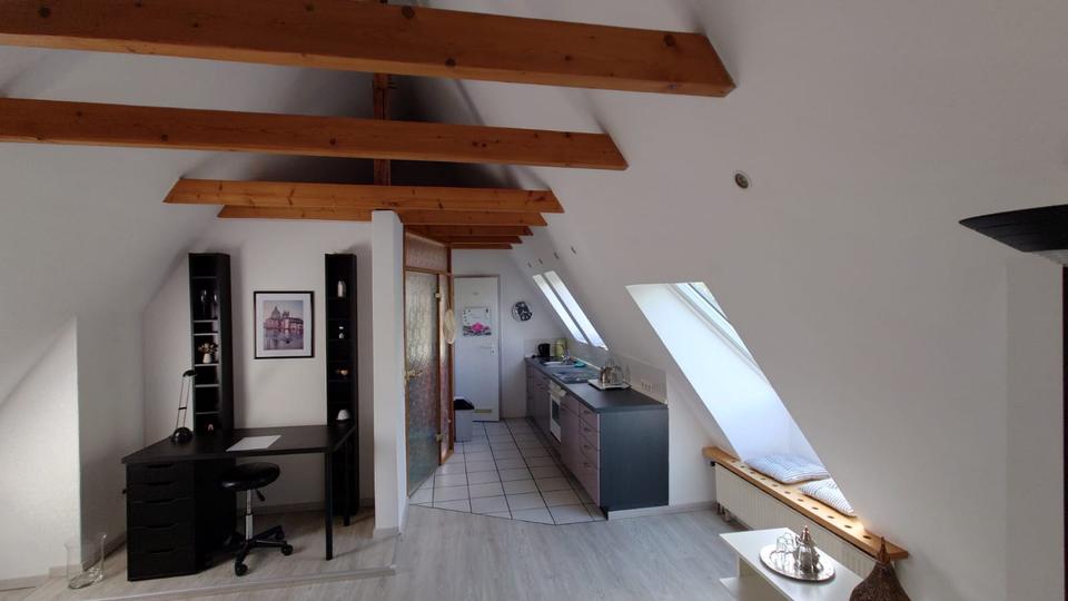 Dachgeschoßwohnung Witten - 1 Zimmer, 39 m&sup2;, 700&euro; | Angebot:25796062