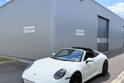 Porsche 992 3.174 km 189.900 &euro; Dortmund 44143