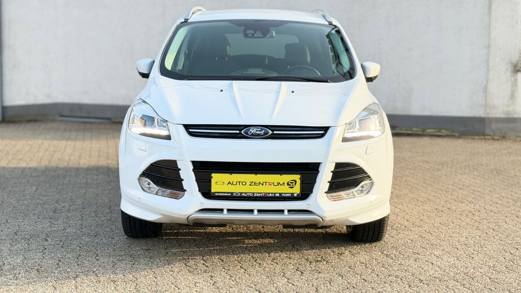 Ford Kuga 108.900 km 13.490 &euro; Velbert 42553