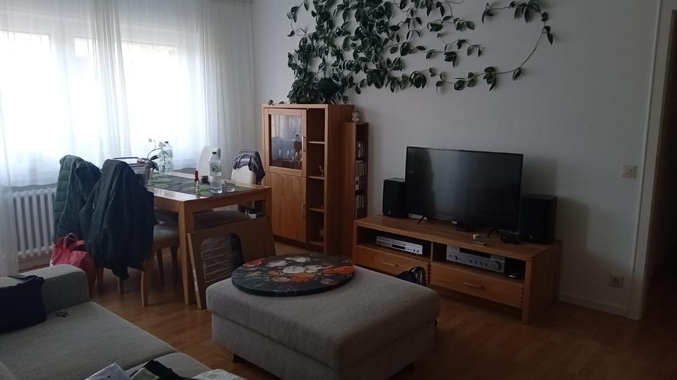 Hochparterre Essen Stadtbezirk IV - 2.5 Zimmer, 53 m&sup2;, 355&euro; | Angebot:26048943
