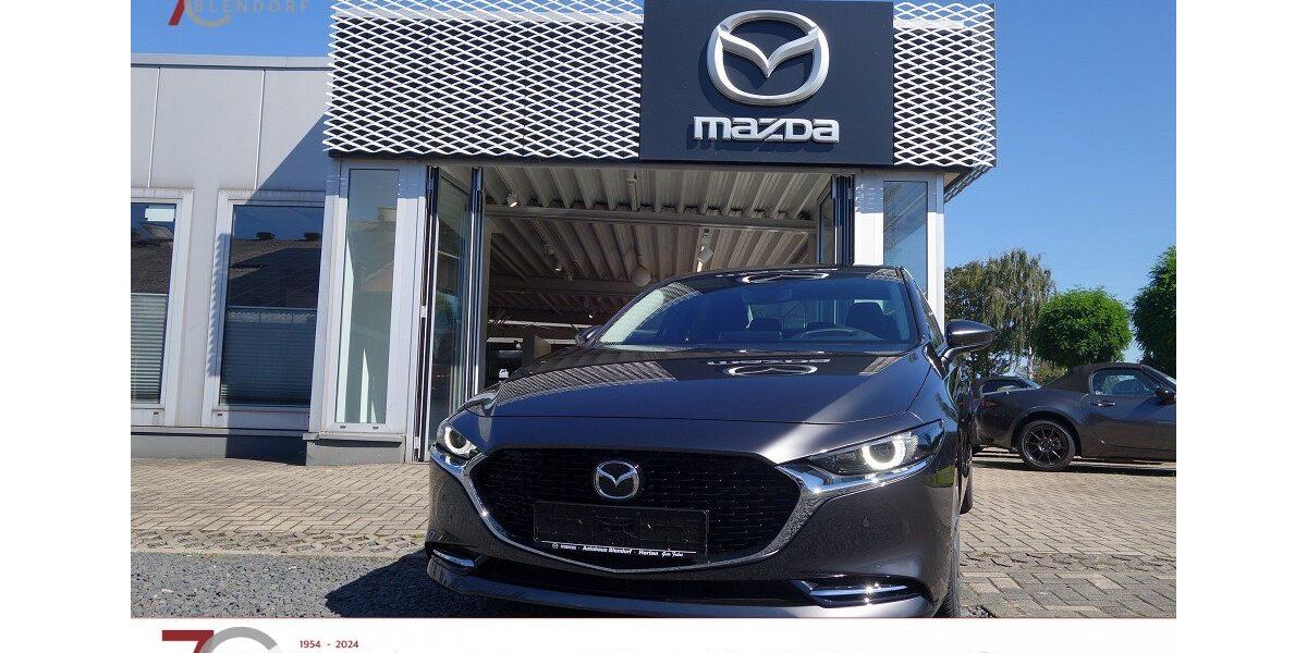 Mazda 3 4.565 km 28.890 &euro; Herten 45701