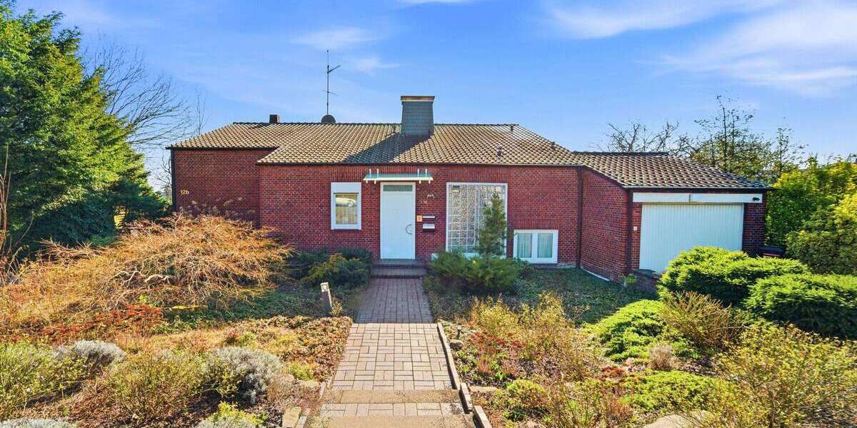 Einfamilienhaus Bochum Altenbochum - 8.5 Zimmer, 255 m&sup2;, 699.000&euro; | Angebot:25729564