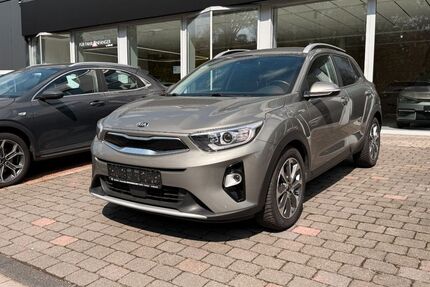 Kia Stonic 99.830 km 14.490 &euro; Dorsten 46282