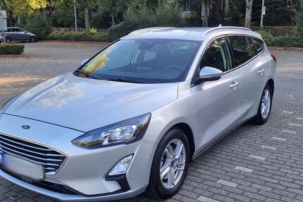 Ford Focus 42.750 km 13.890 &euro; Mülheim an der Ruhr 45478