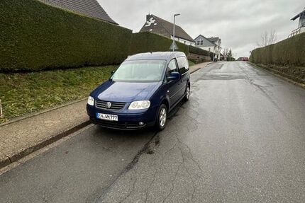 VW Caddy 215.000 km 5.000 &euro; Sprockhövel 45549