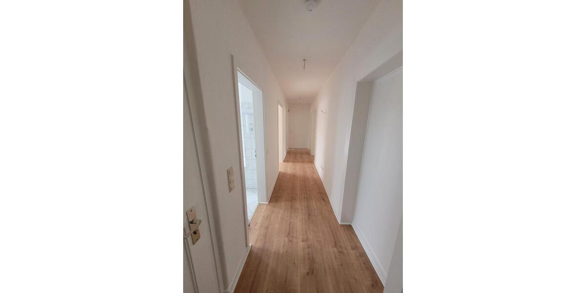 Dachgeschoßwohnung Herne - 3.5 Zimmer, 75 m&sup2;, 560&euro; | Angebot:26033806