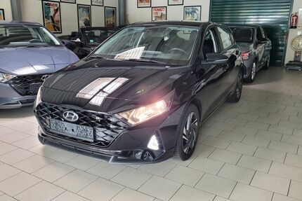 Hyundai i20 60.900 km 13.400 &euro; Oberhausen 46049