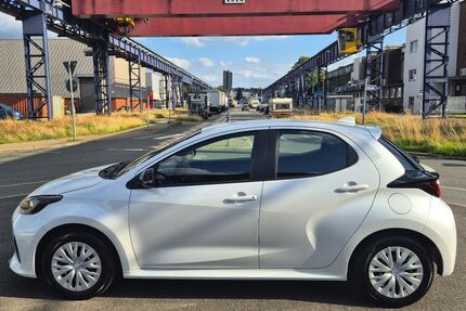 Mazda 2 20.100 km 16.990 &euro; Mülheim 45476