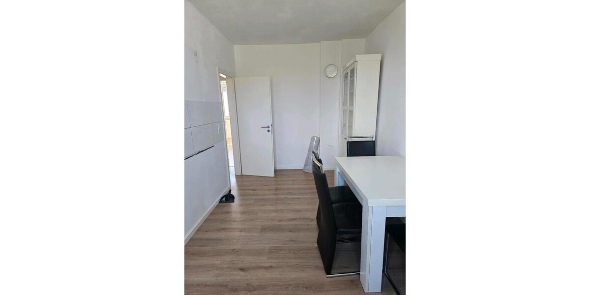 Etagenwohnung Essen Stadtbezirk III - 1 Zimmer, 47 m&sup2;, 595&euro; | Angebot:26049818