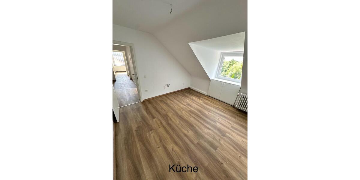 Dachgeschoßwohnung Gelsenkirchen Gelsenkirchen-Nord - 3 Zimmer, 61 m&sup2;, 730&euro; | Angebot:26688486