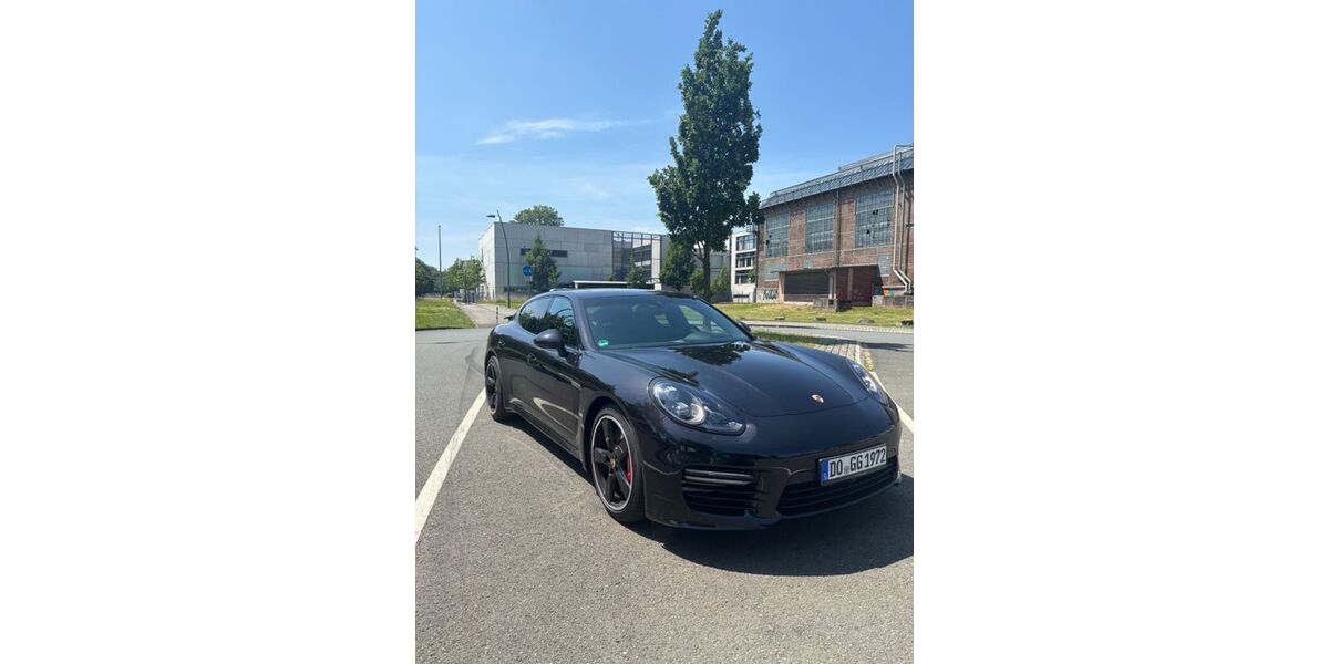 Porsche Panamera 105.000 km 39.000 &euro; Dortmund 44309