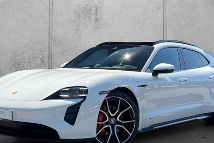 Porsche Taycan 43.644 km 69.750 &euro; Recklinghausen 45665