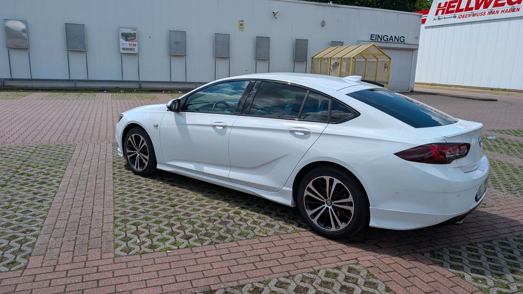 Opel Insignia 124.000 km 12.390 &euro; Dortmund 44143