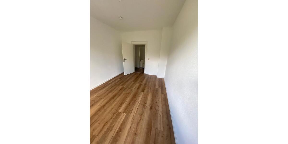 Etagenwohnung Dortmund Innenstadt Nord - 5.5 Zimmer, 120 m&sup2;, 940&euro; | Angebot:26659482