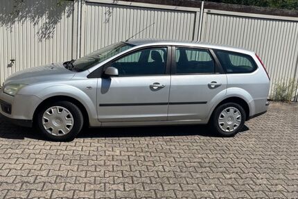 Ford Focus 96.000 km 2.600 &euro; Castrop-rauxel 44579